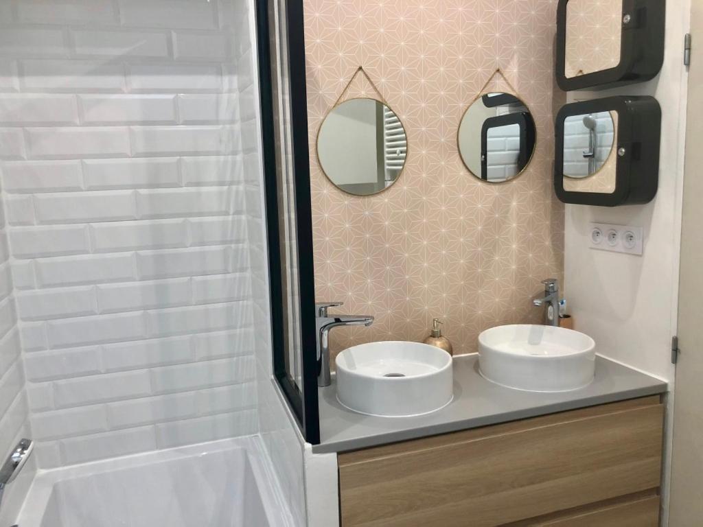 Appartement Sur Les Toits, Tres Jolie Vue Provence Greoux-les-Bains Bagian luar foto